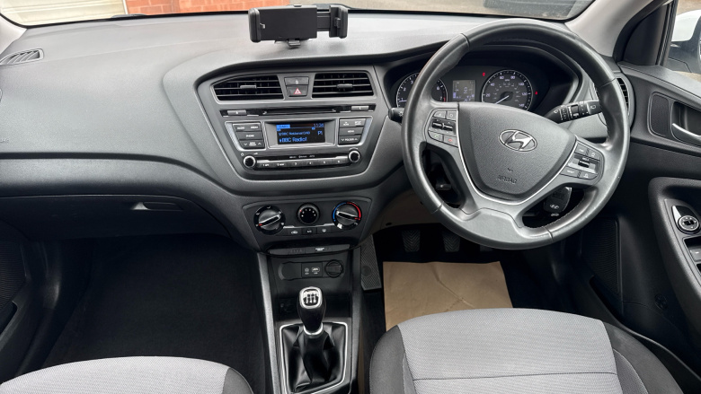 Hyundai i20 1.2 SE 5dr Petrol Hatchback